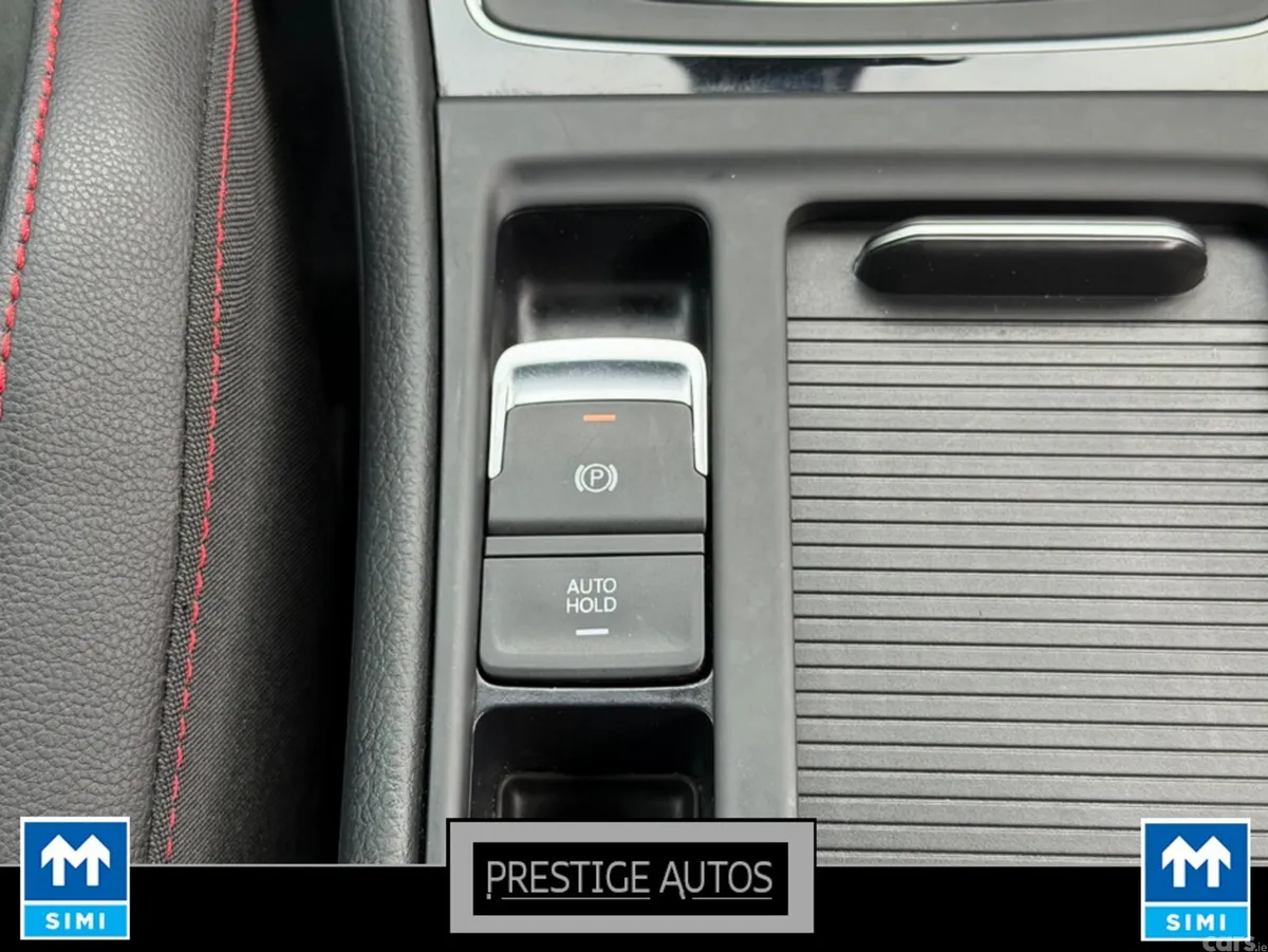 Volkswagen Golf Hatchback, Petrol, 2020, White