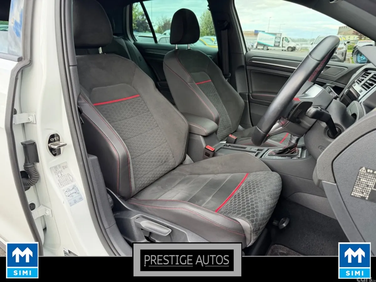 Volkswagen Golf Hatchback, Petrol, 2020, White