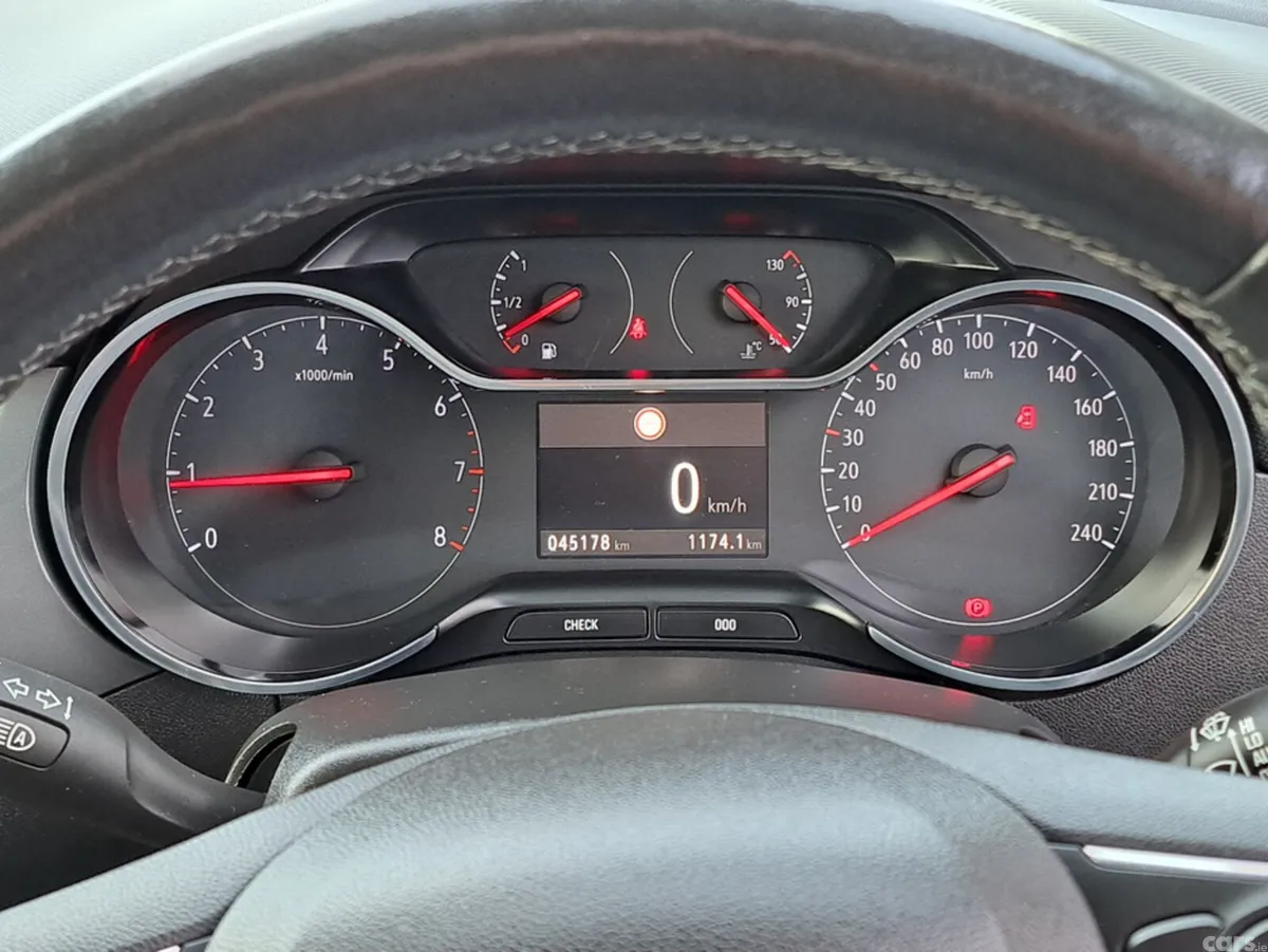 Opel Crossland SUV, Petrol, 2022, Red