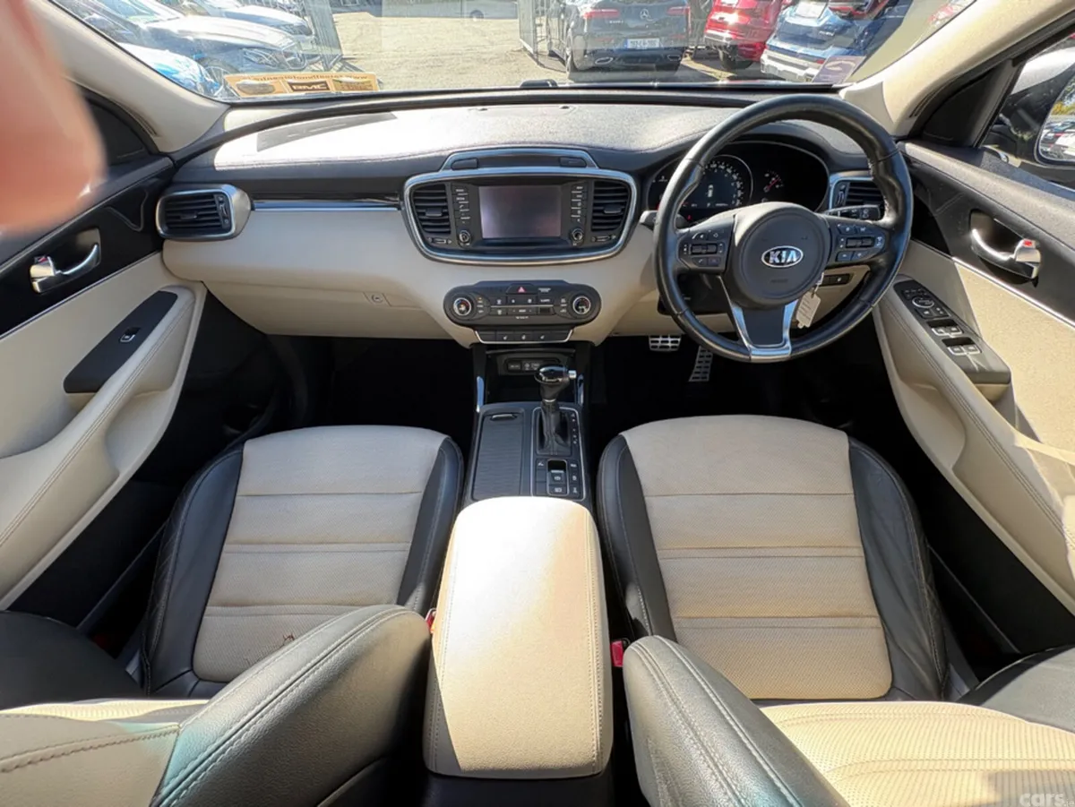 Kia Sorento SUV, Diesel, 2017, Grey