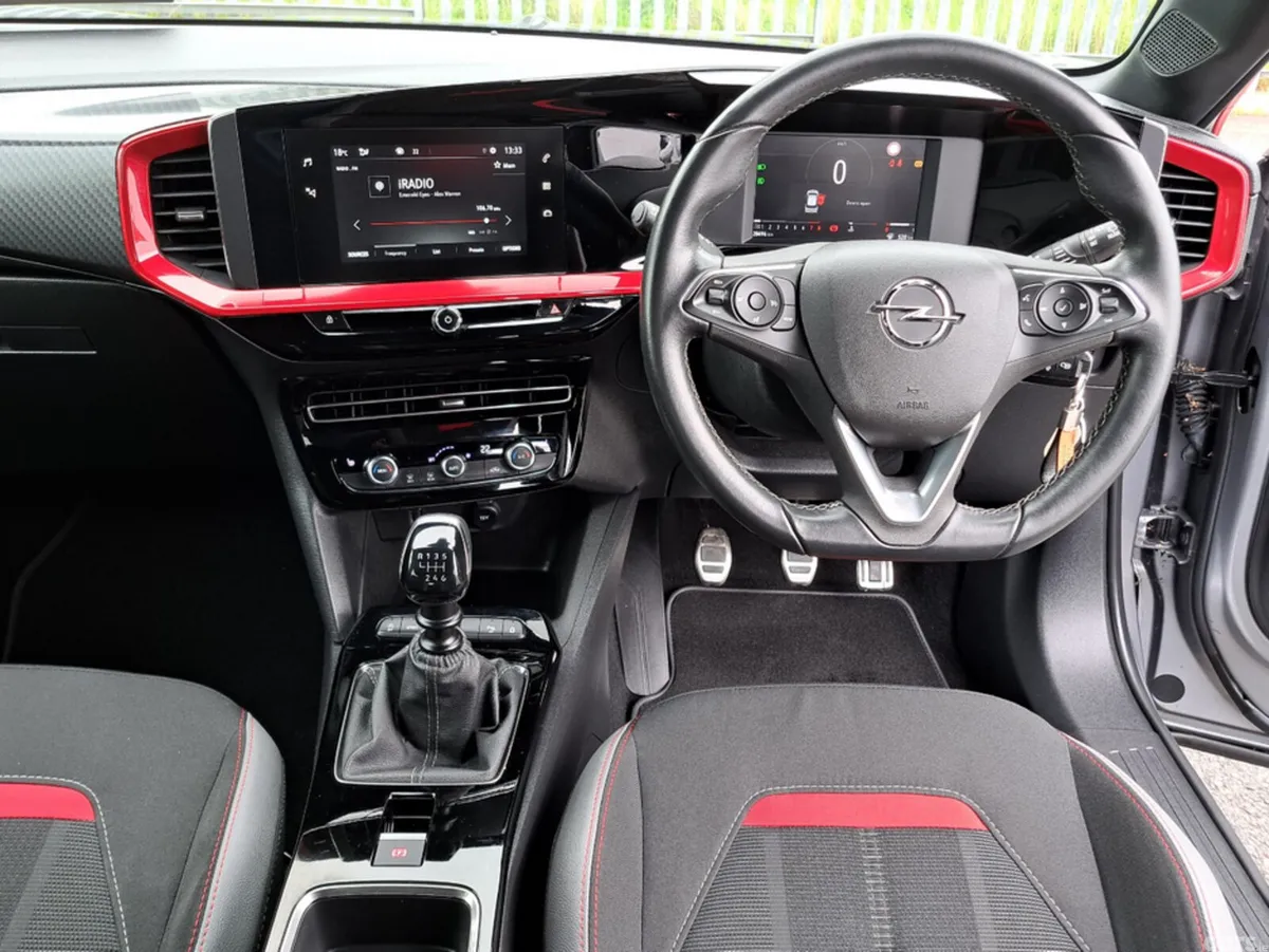 Opel Mokka MPV, Petrol, 2022, Grey