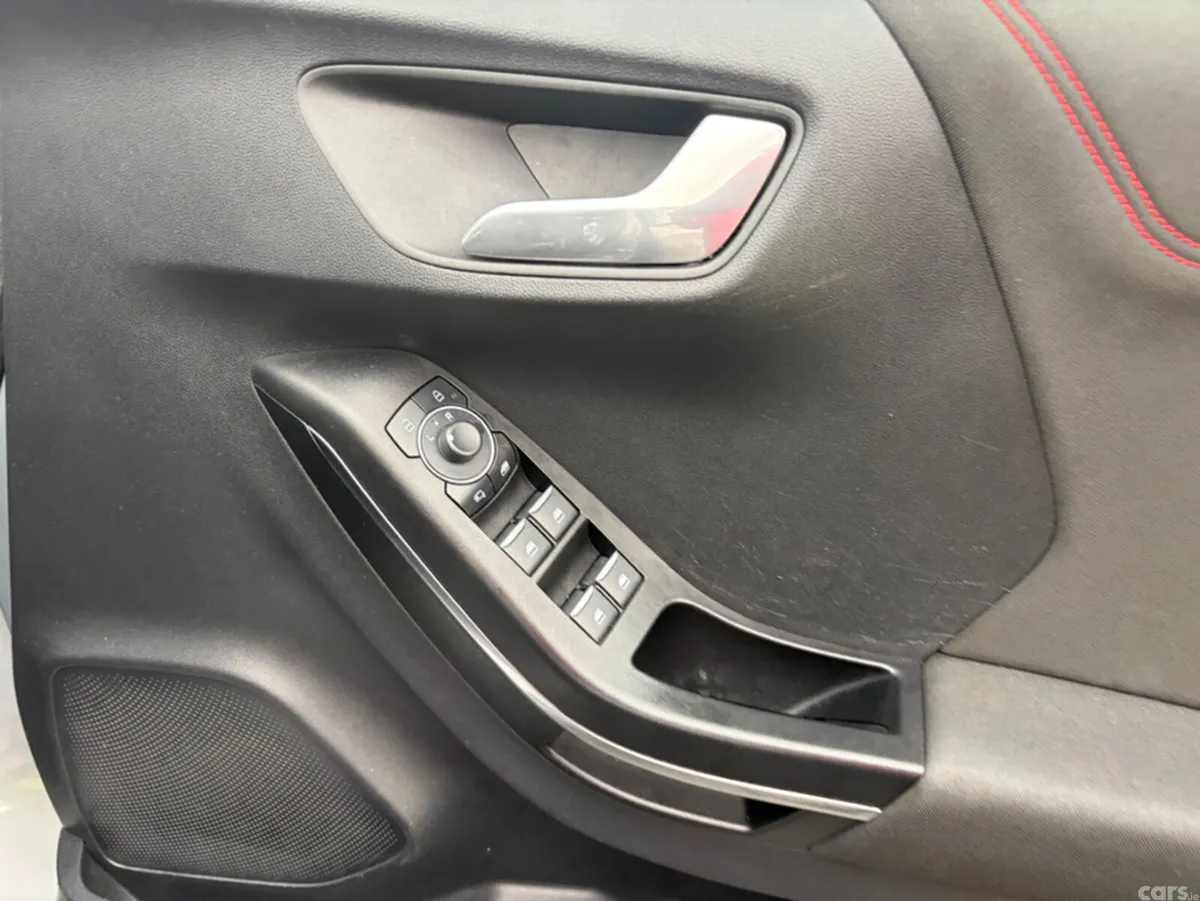 Ford Puma Hatchback, Petrol Hybrid, 2023, Silver