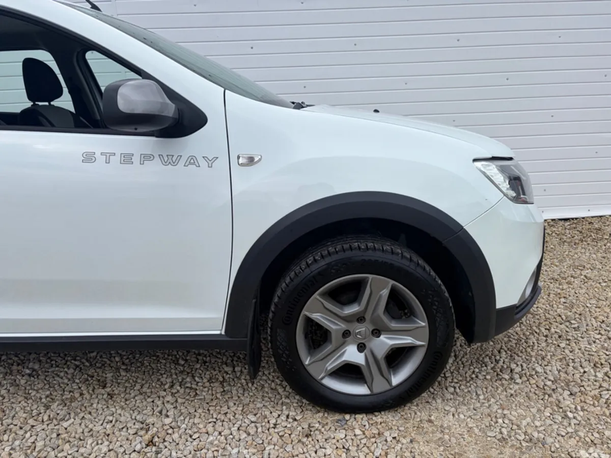 Dacia Sandero Hatchback, Petrol, 2019, White
