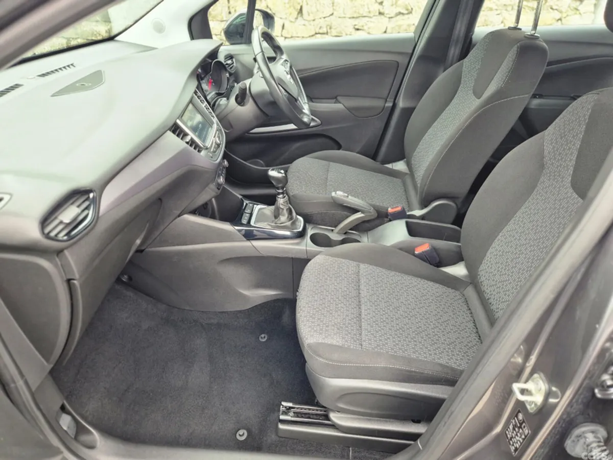 Opel Crossland MPV, Diesel, 2022, Grey