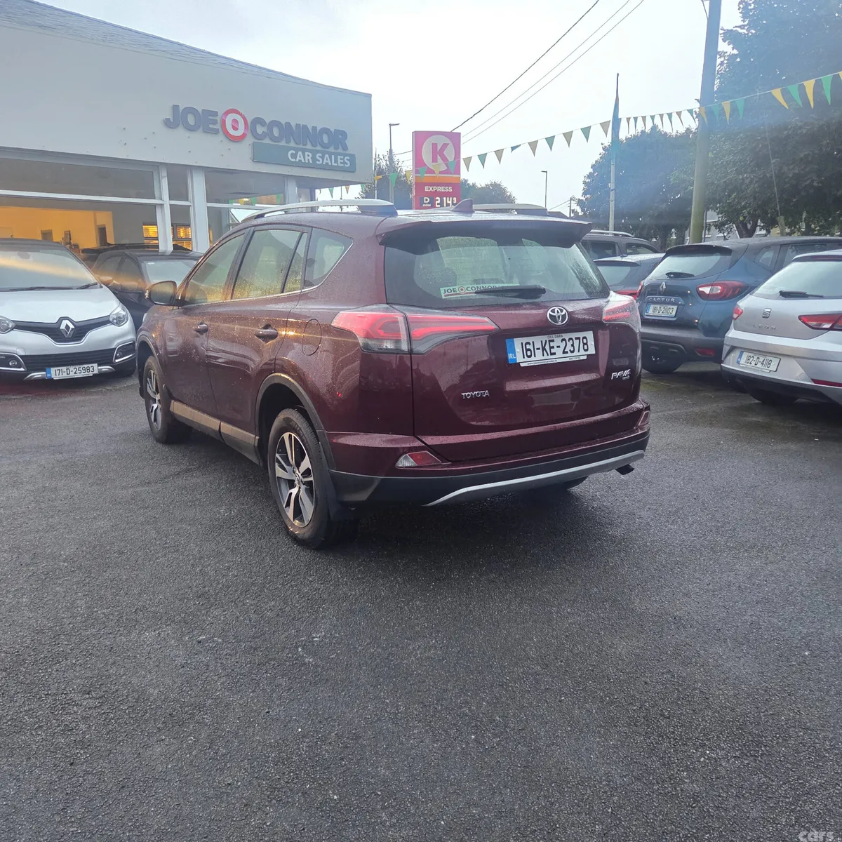 Toyota RAV4 SUV, Diesel, 2016, Red