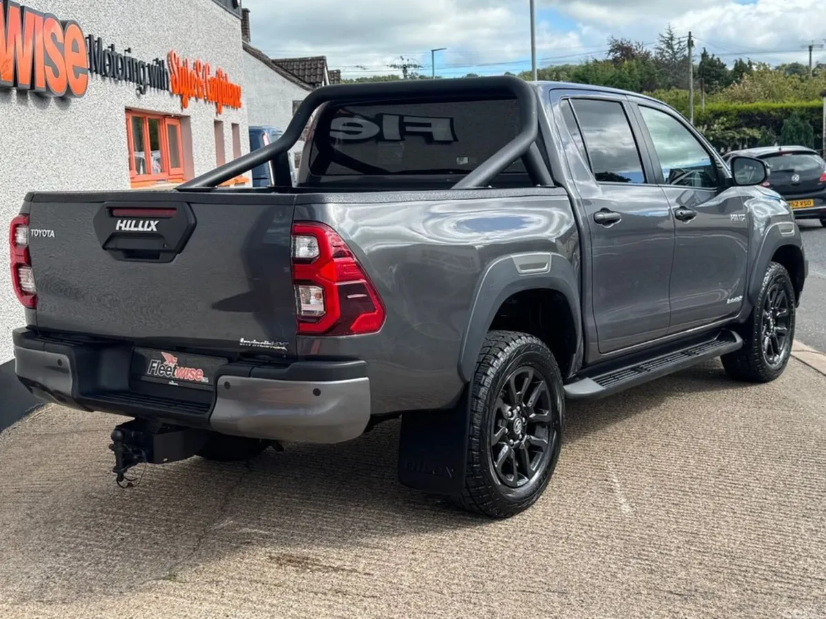 Toyota Hilux Pick Up, Diesel, 2021, Grey