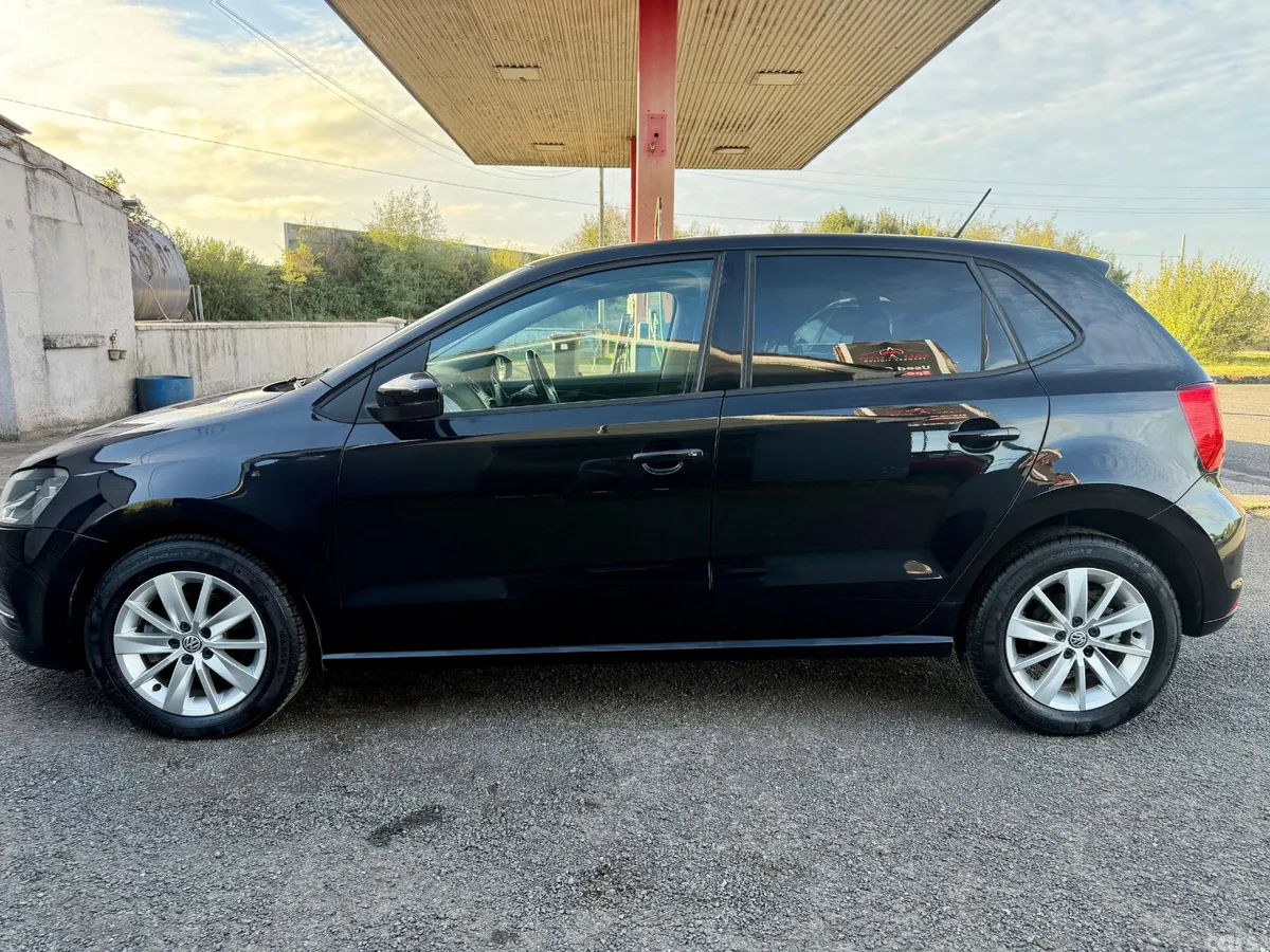 Volkswagen Polo Hatchback, Petrol, 2016, Black
