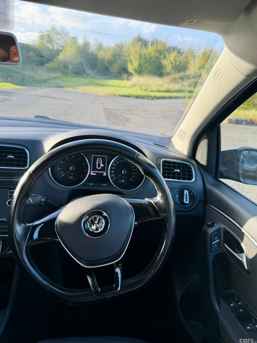 Volkswagen Polo Hatchback, Petrol, 2016, Black