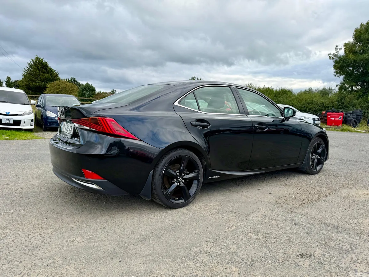 Lexus IS Saloon, Petrol Hybrid, 2018, Black