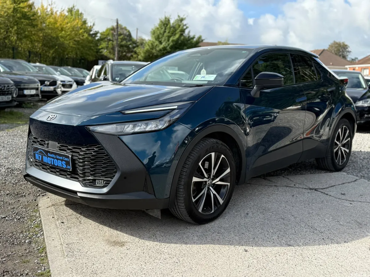 Toyota C-HR SUV, Petrol Plug-in Hybrid, 2024, Blue