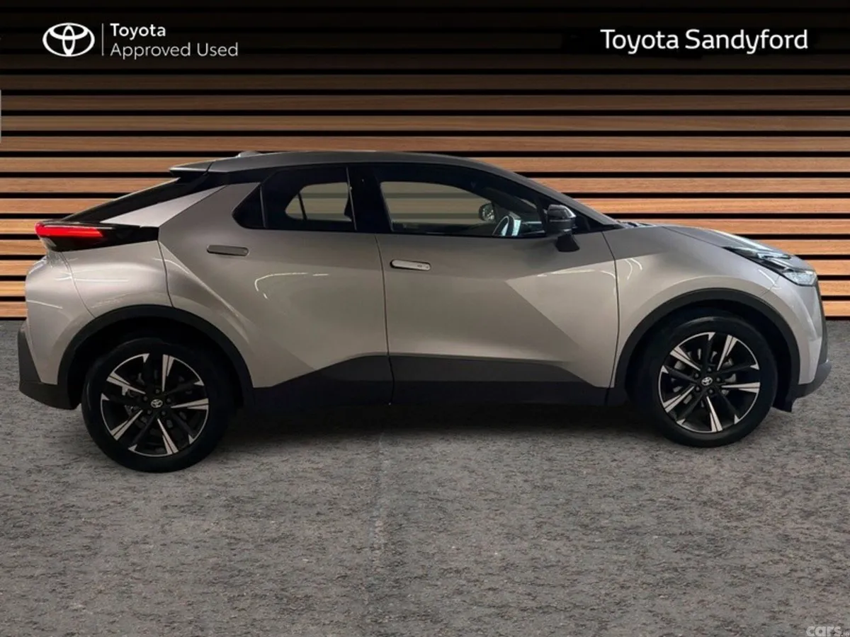 Toyota C-HR SUV, Petrol Hybrid, 2026, Grey