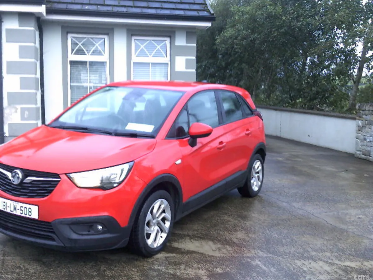 Vauxhall Crossland X Hatchback, Diesel, 2018, Red