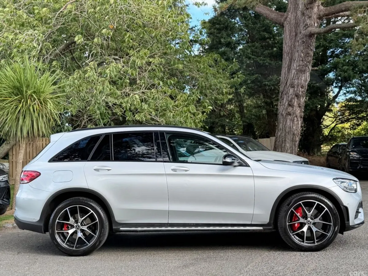 Mercedes-Benz GLC Estate, Diesel, 2021, Silver