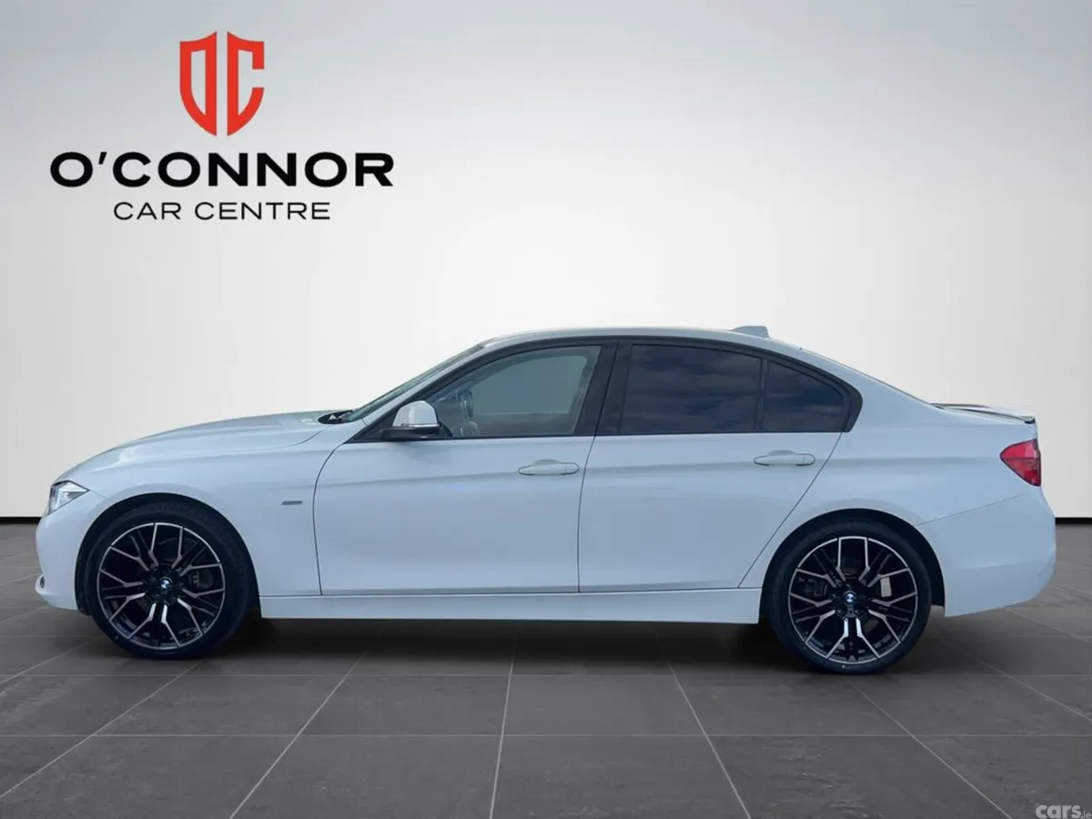 BMW 3-Series Saloon, Petrol, 2017, White
