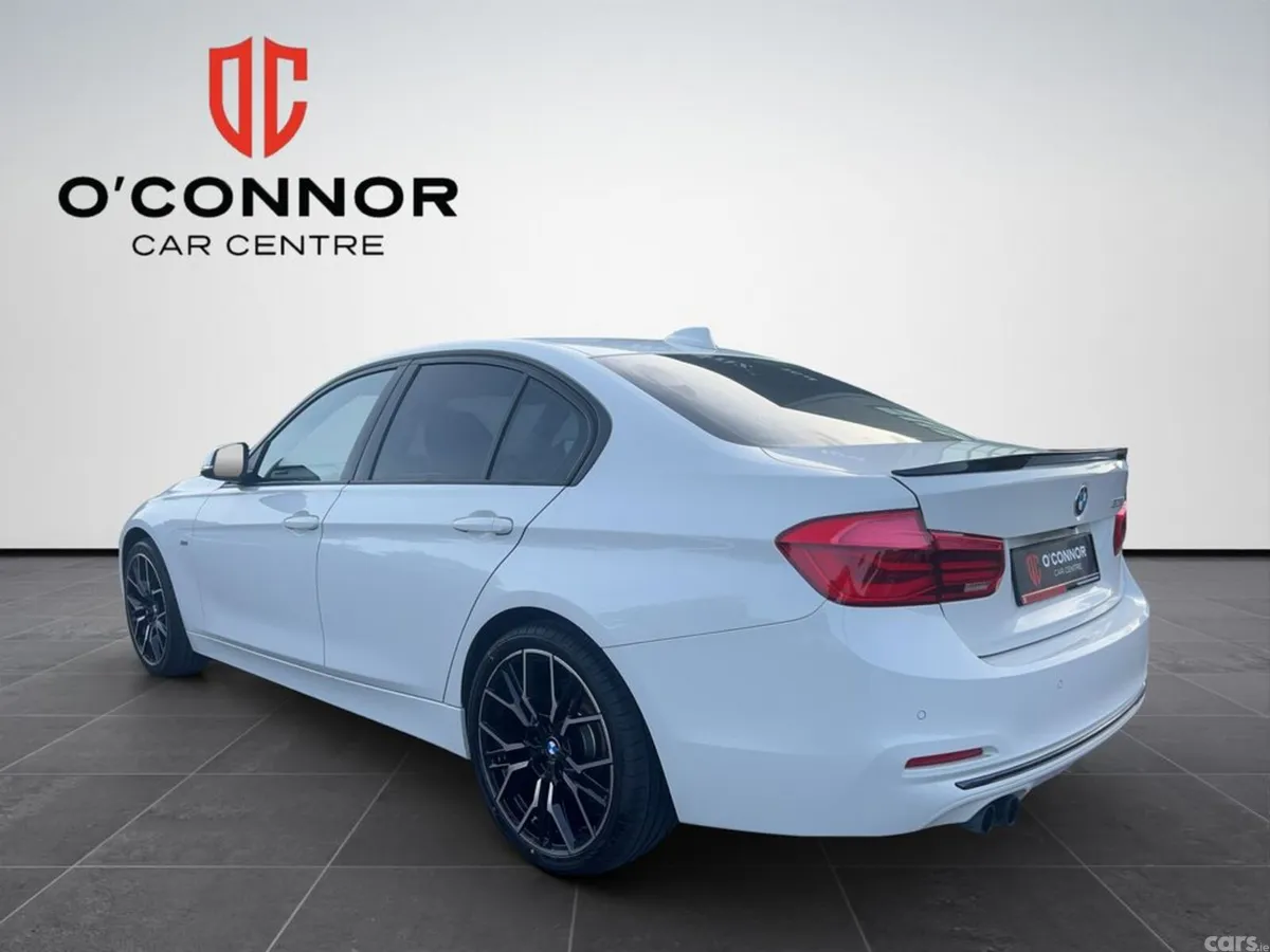 BMW 3-Series Saloon, Petrol, 2017, White