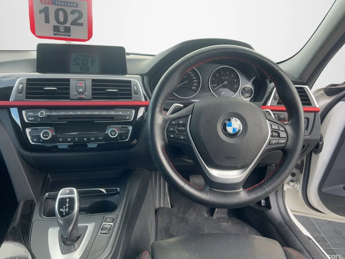 BMW 3-Series Saloon, Petrol, 2017, White