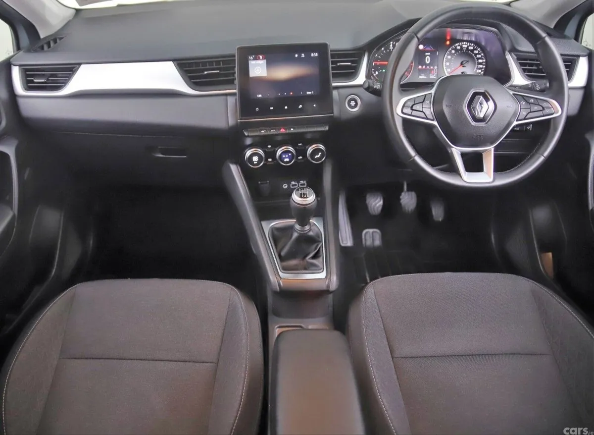 Renault Captur SUV, Petrol, 2024, Grey