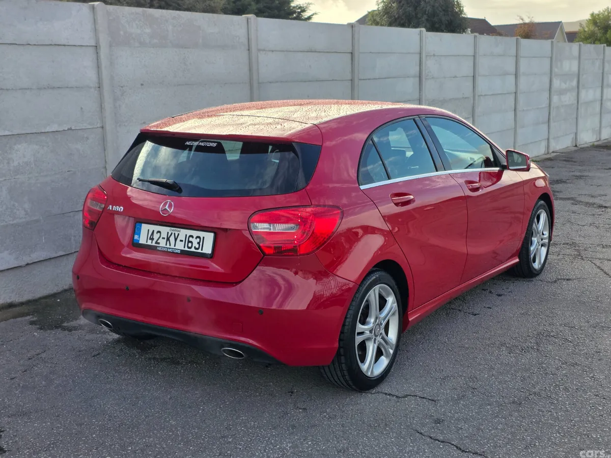 Mercedes-Benz A-Class Hatchback, Petrol, 2014, Red
