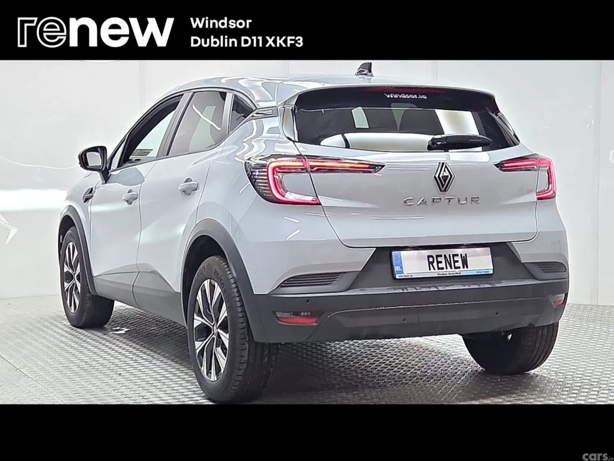 Renault Captur Hatchback, Petrol, 2026, Grey