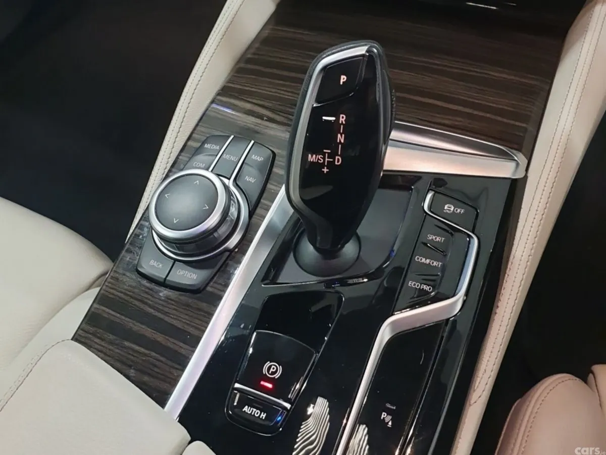 BMW 5-Series Saloon, Diesel, 2022, Grey