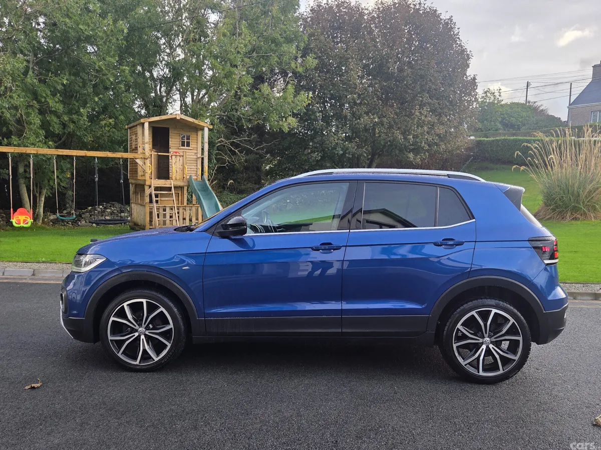 Volkswagen T-Cross Estate/Jeep, Diesel, 2020, Blue