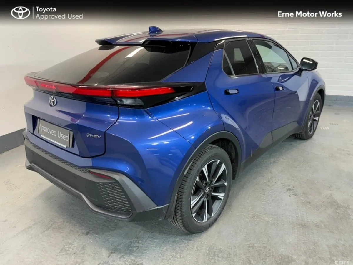 Toyota C-HR SUV, Petrol Hybrid, 2026, Blue