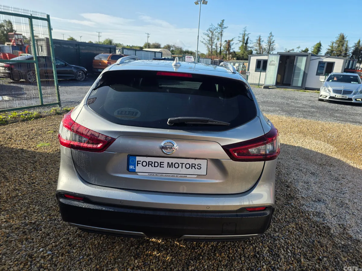 Nissan Qashqai MPV, Diesel, 2020, Grey