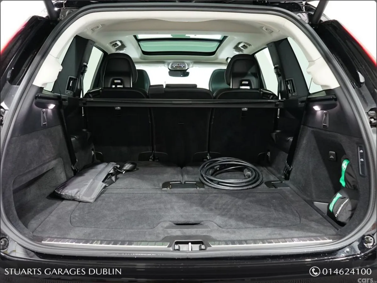 Volvo XC90 Estate, Petrol Plug-in Hybrid, 2026, Black