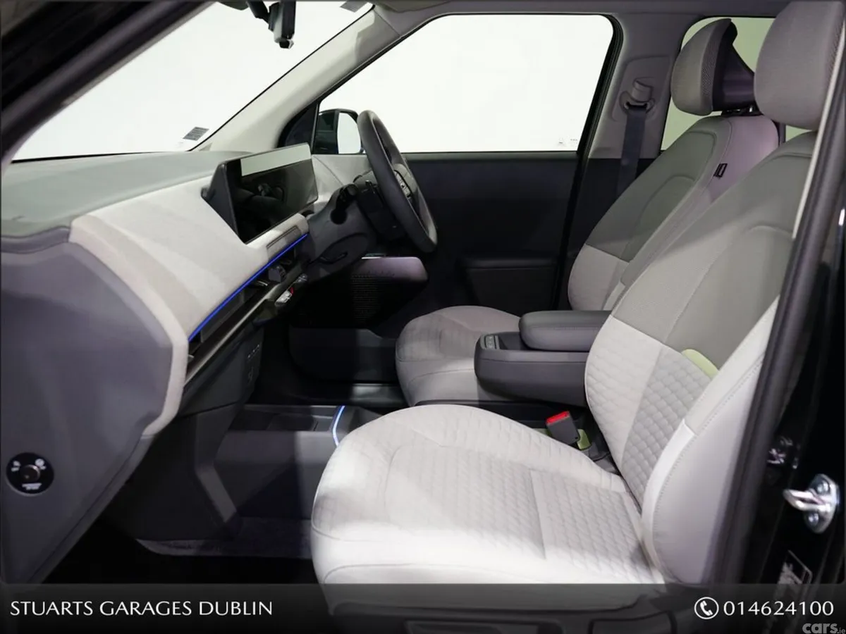 Kia EV2 MPV, Electric, 2026, Black