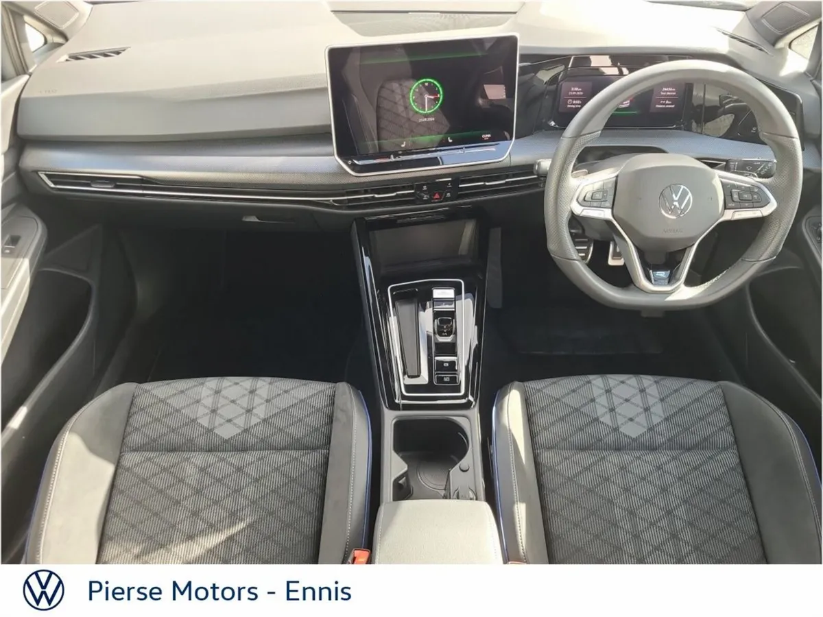 Volkswagen Golf Estate, Petrol, 2026, Grey