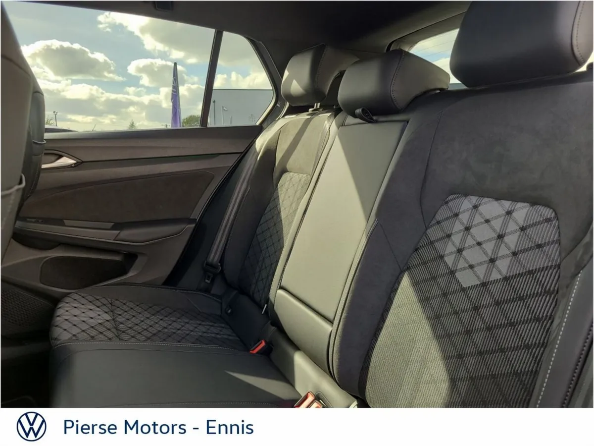Volkswagen Golf Estate, Petrol, 2026, Grey