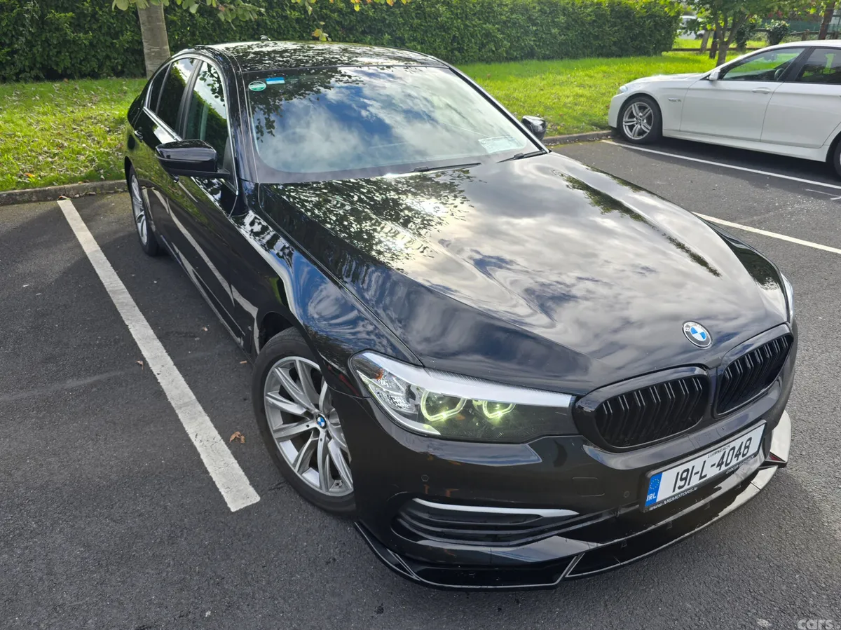 BMW 5-Series Saloon, Diesel, 2019, Black