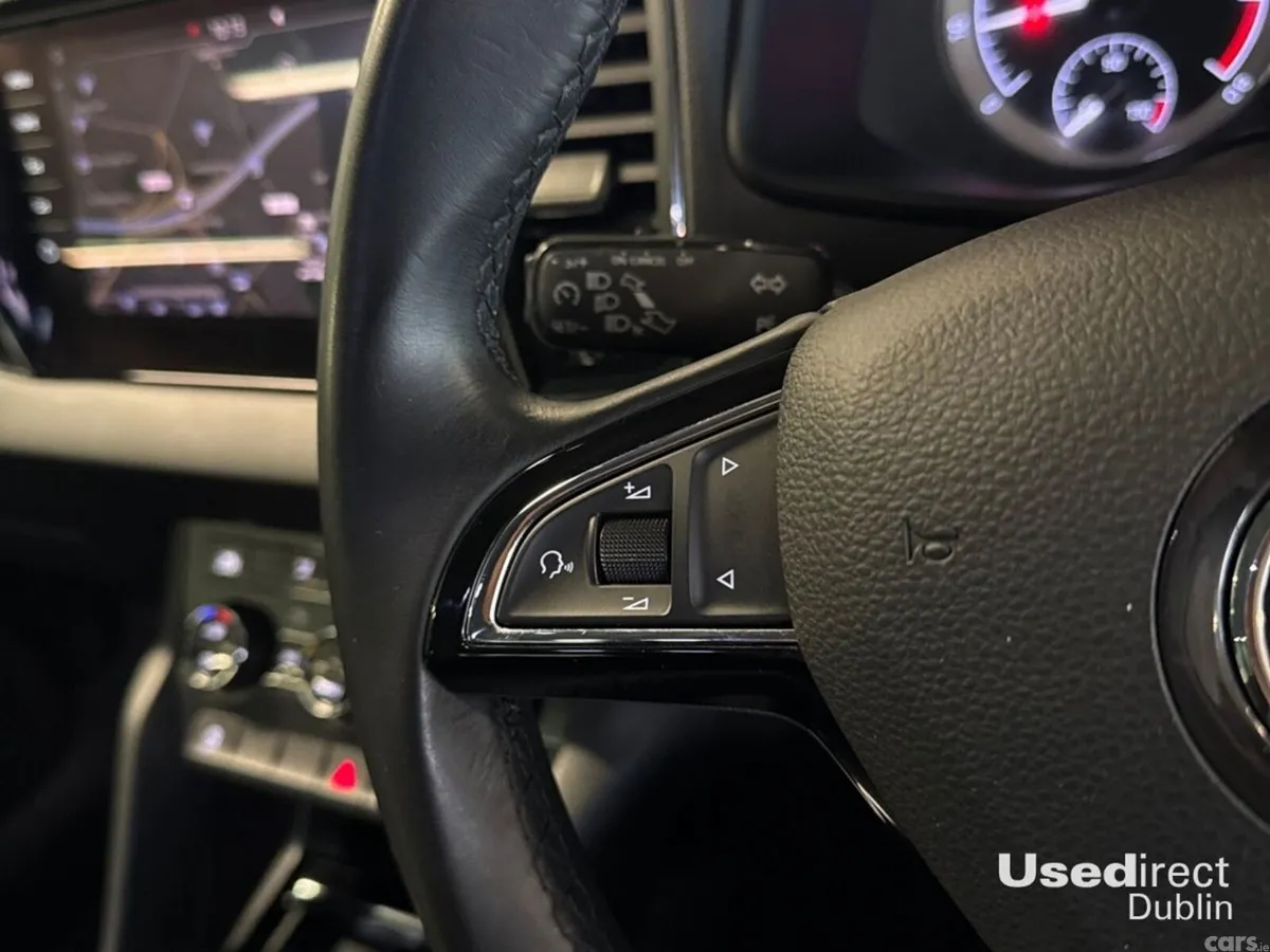 Skoda Karoq SUV, Petrol, 2019, White