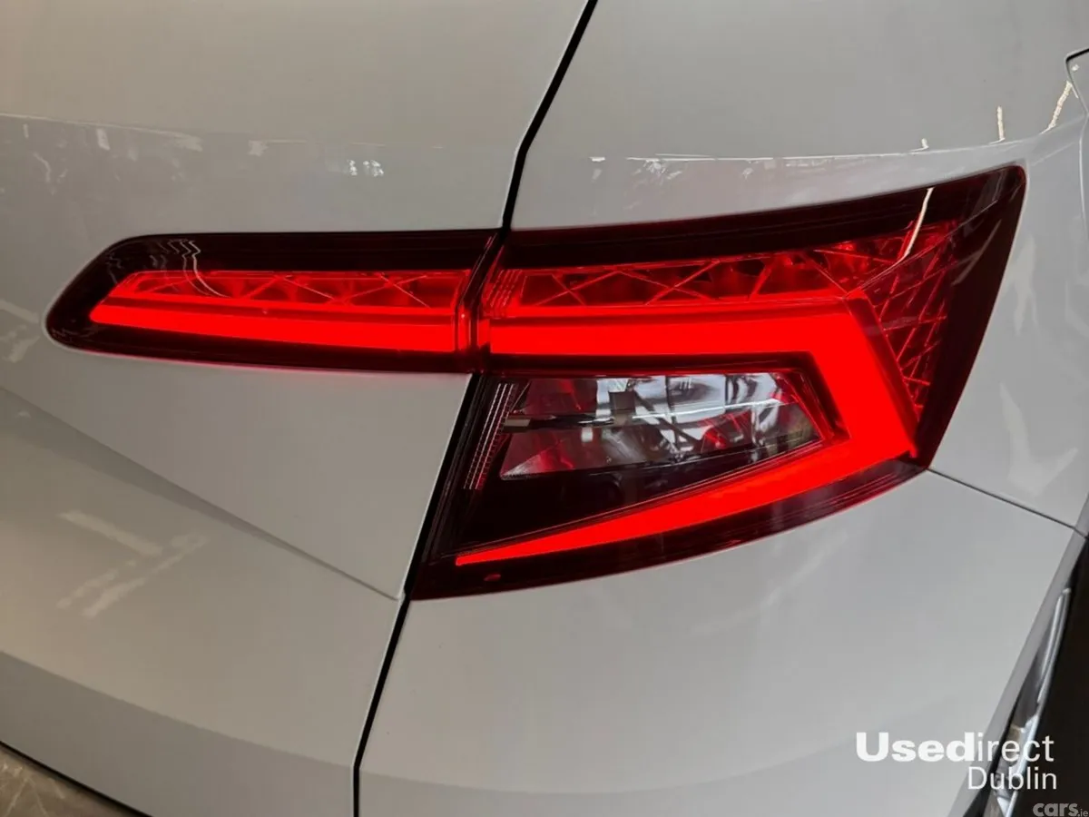 Skoda Karoq SUV, Petrol, 2019, White