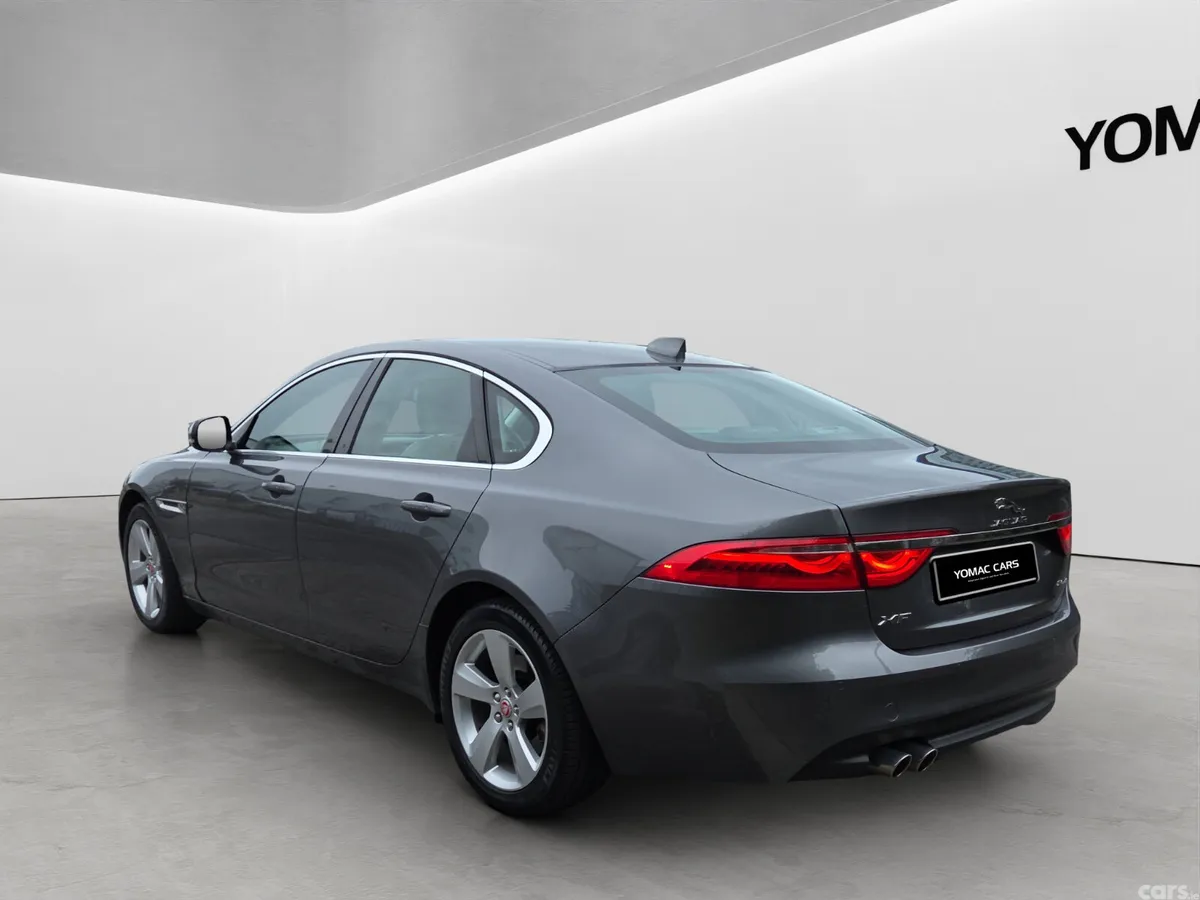Jaguar XF Saloon, Diesel, 2017, Grey