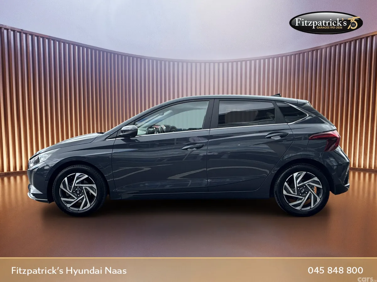 Hyundai i20 Hatchback, Petrol, 2024, Grey