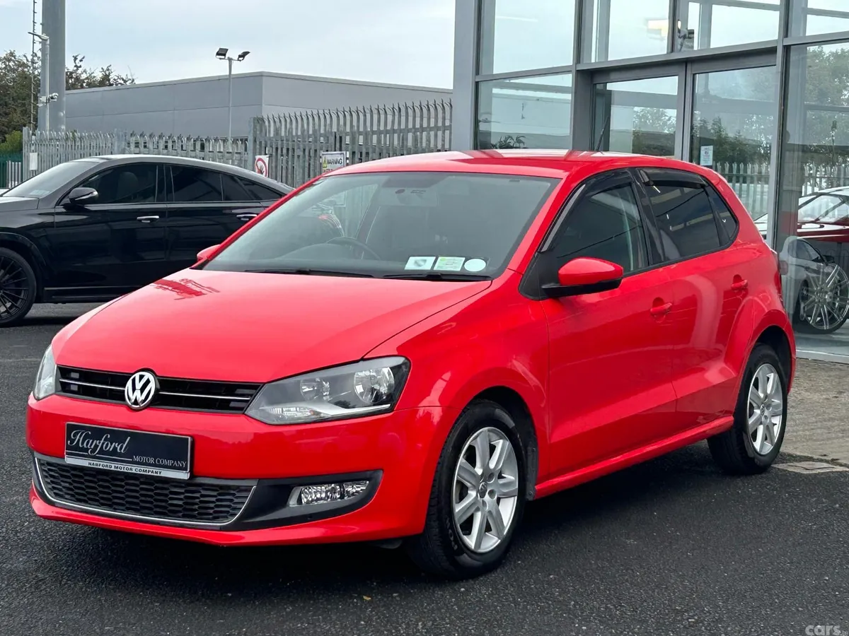 Volkswagen Polo Hatchback, Petrol, 2012, Red