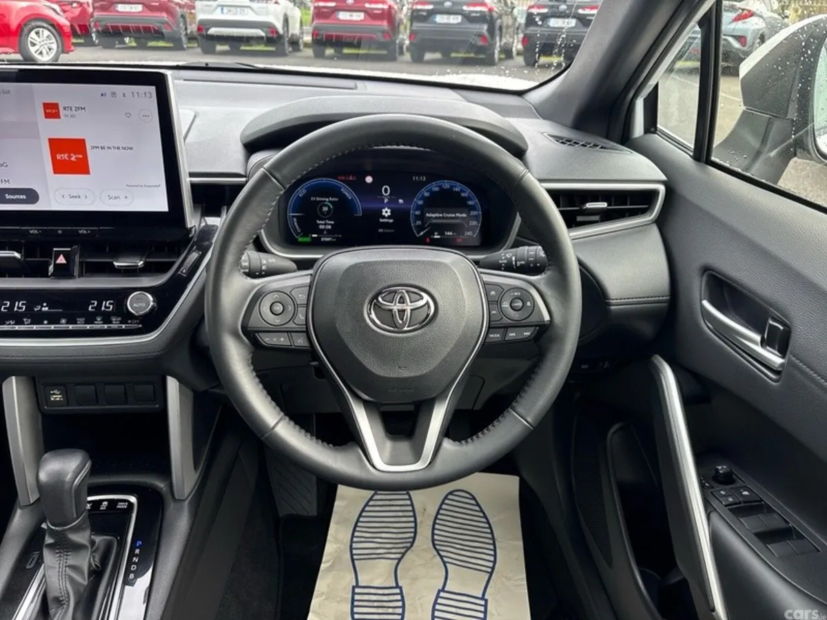 Toyota Corolla Cross SUV, Petrol Hybrid, 2023, White