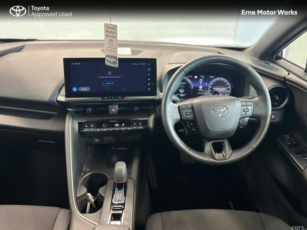 Toyota C-HR SUV, Petrol Hybrid, 2024, Silver