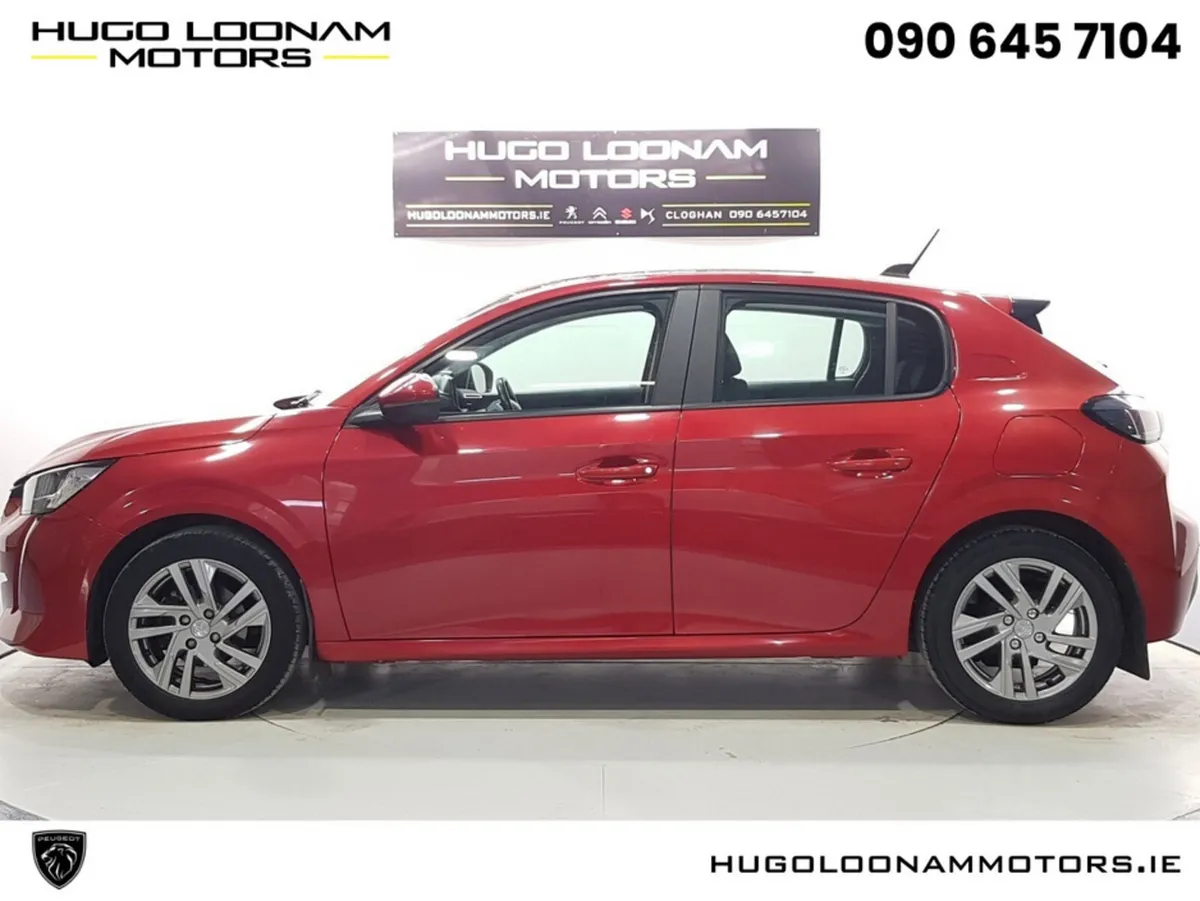 Peugeot 208 Hatchback, Petrol, 2021, Red