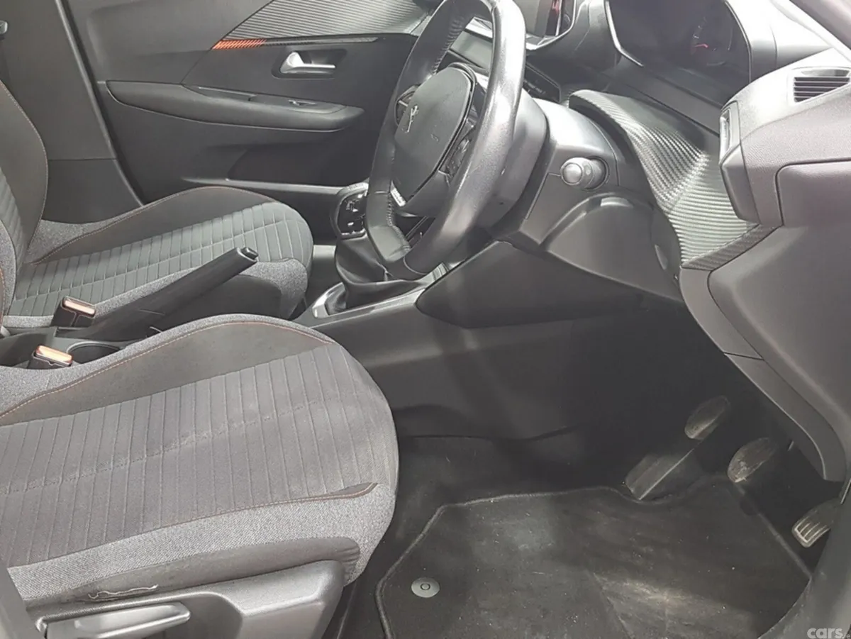 Peugeot 208 Hatchback, Petrol, 2021, Red