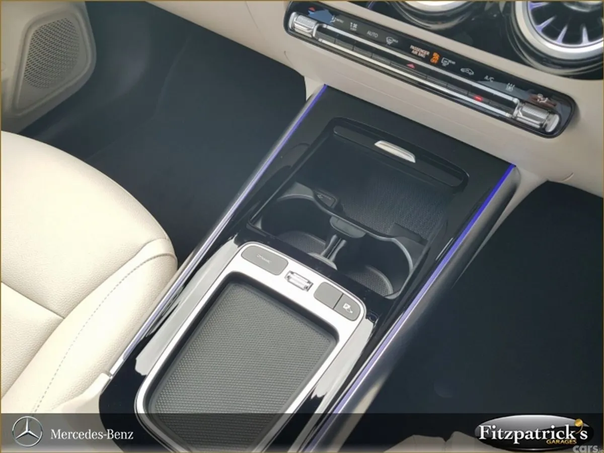 Mercedes-Benz EQA SUV, Electric, 2025, Blue