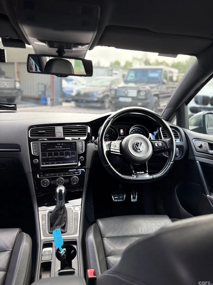 Volkswagen Golf Estate, Petrol, 2015, Black