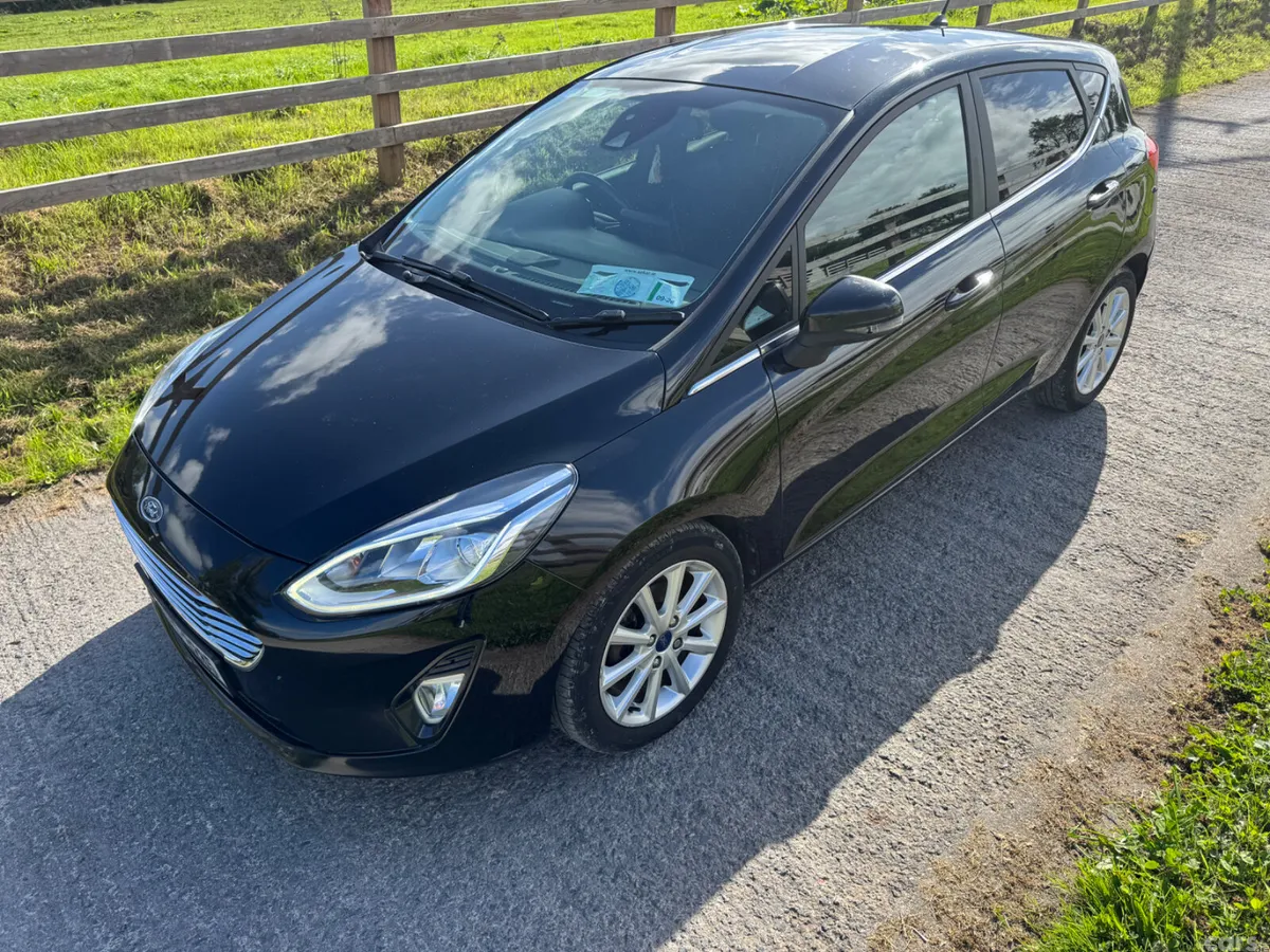 Ford Fiesta Hatchback, Diesel, 2019, Black