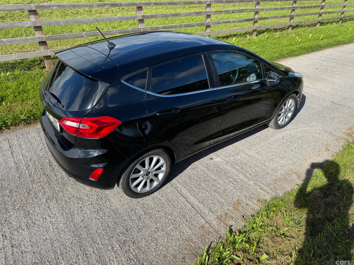 Ford Fiesta Hatchback, Diesel, 2019, Black