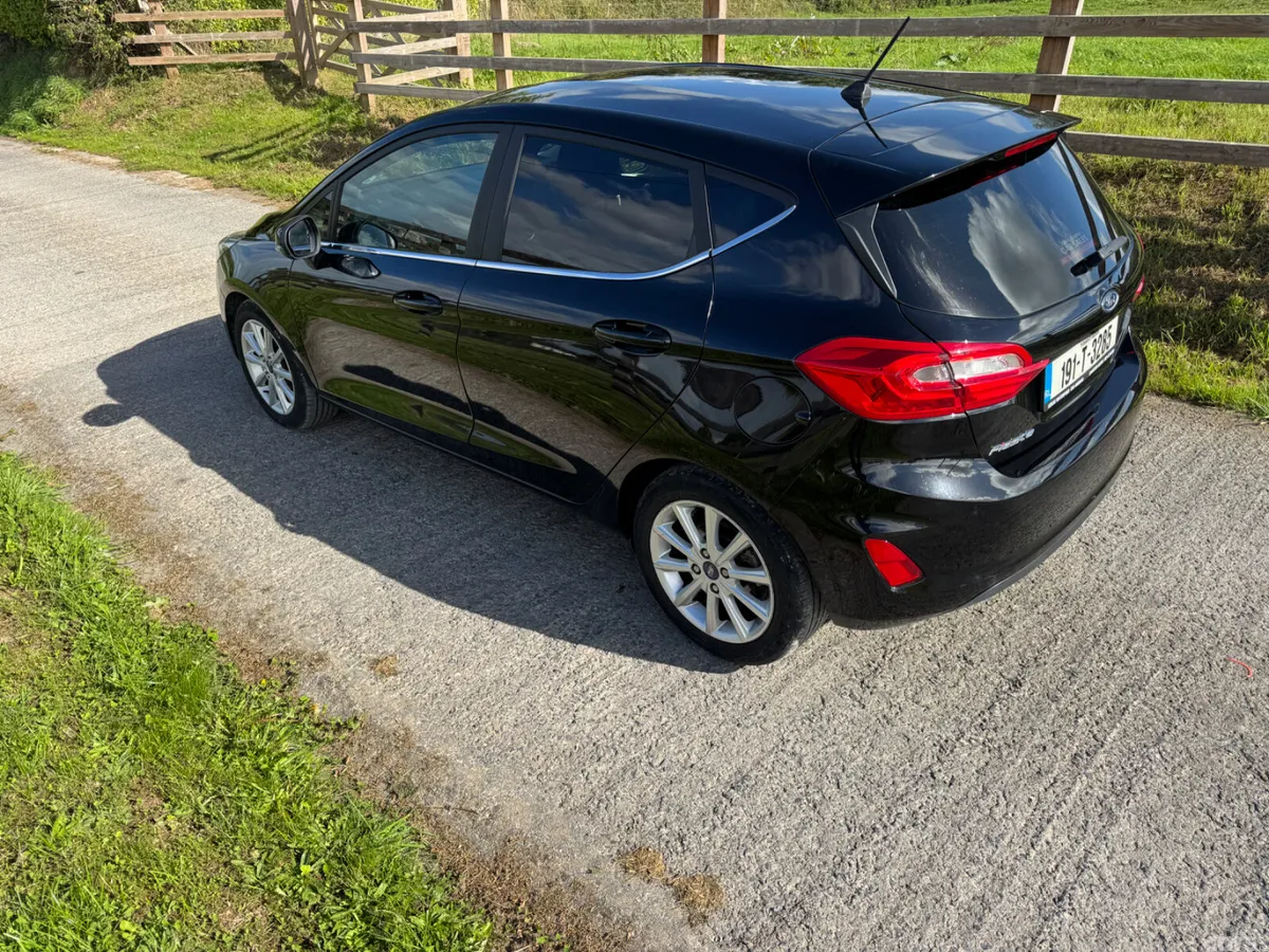 Ford Fiesta Hatchback, Diesel, 2019, Black
