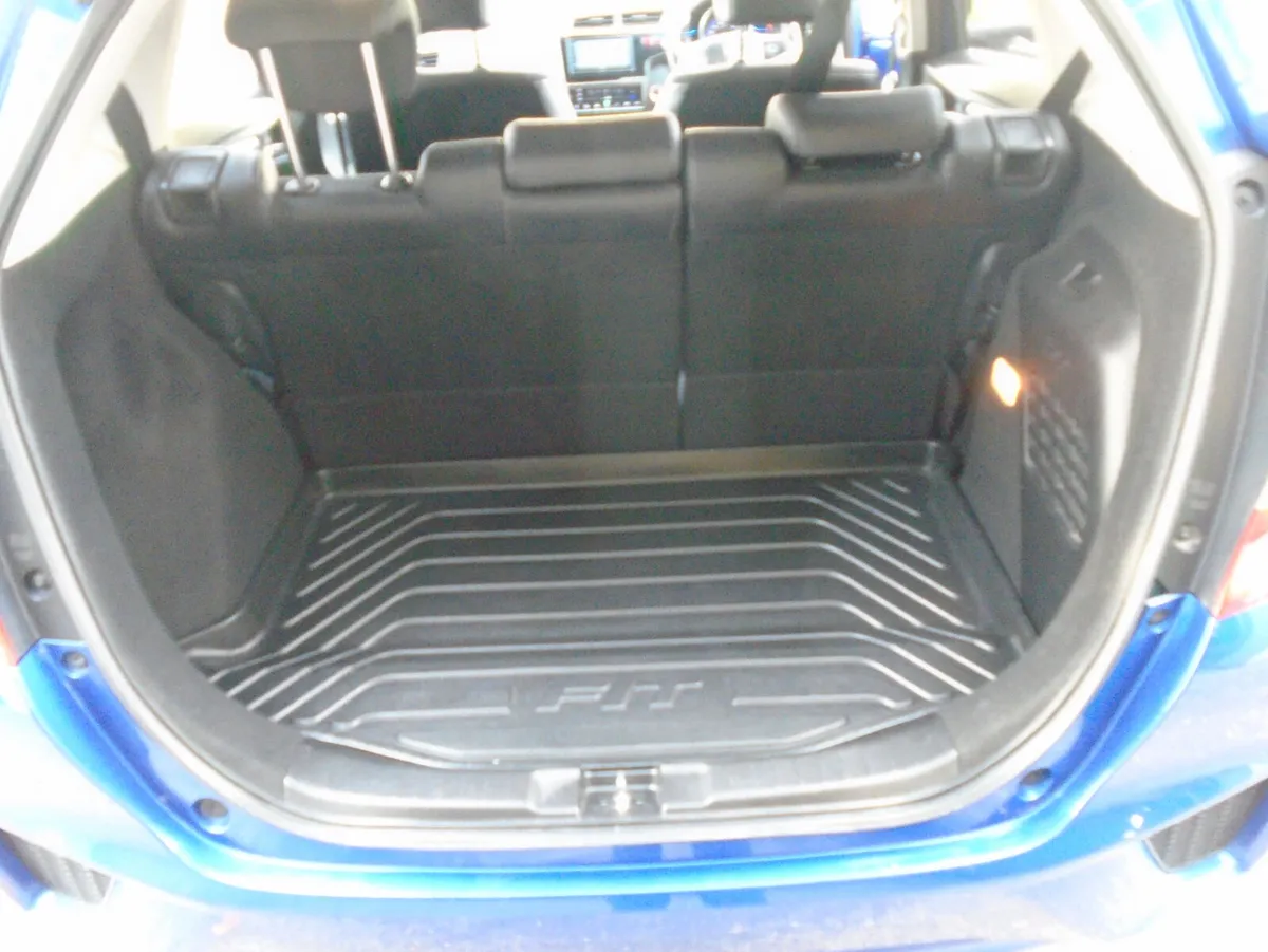 Honda Fit Hatchback, Petrol Hybrid, 2015, Blue
