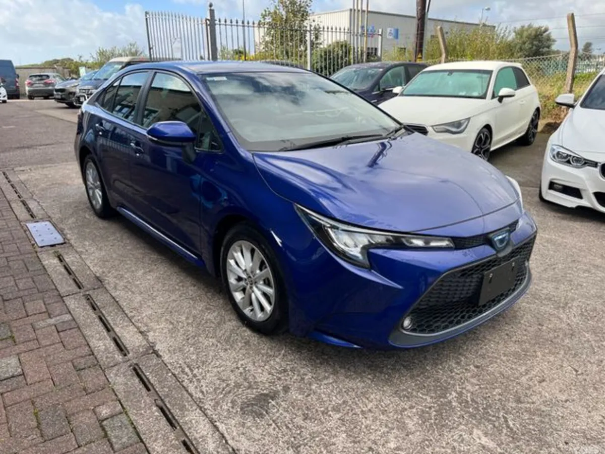 Toyota Corolla Saloon, Petrol Hybrid, 2021, Blue