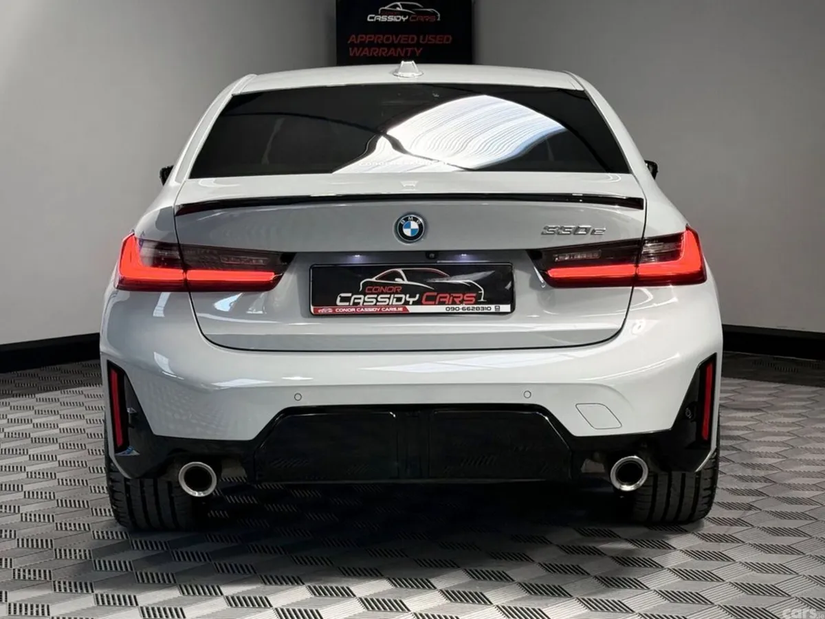 BMW 3-Series Saloon, Petrol Hybrid, 2023, Grey