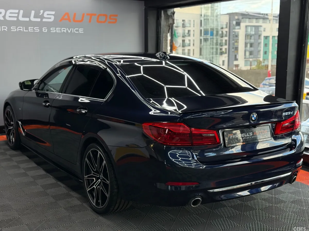 BMW 5-Series Saloon, Diesel, 2018, Blue